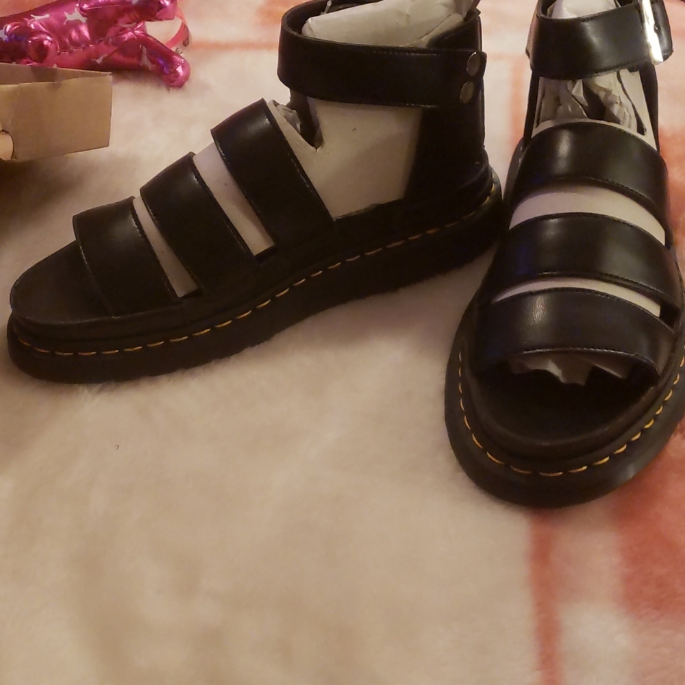 Dr.Martens Sandals